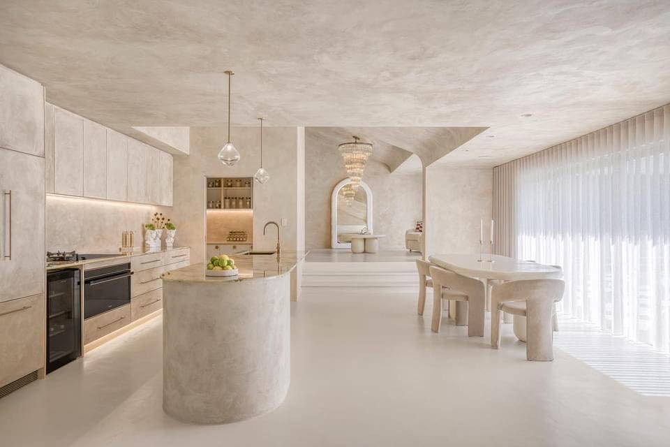 Venetian plaster interior